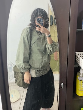 「NOのアイテム（パンツ）」を使った、もえさん（レディース・165cm）の冬コーディネート