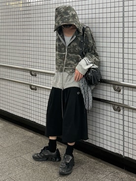 「アイテム（キーホルダー）」を使った、くま🧸さん（メンズ・174cm）の秋コーディネート