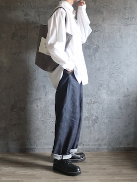 「Graphpaper（グラフペーパー）のアイテム（デニムパンツ）」を使った、くま🧸さん（メンズ・174cm）の冬コーディネート