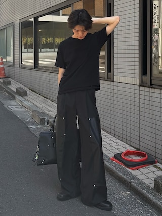 「HANES（ヘインズ）の【HANES】「KURO」クルーネックTシャツ（Tシャツ/カットソー）」を使った、くま🧸さん（メンズ・174cm）の秋コーディネート