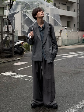 「tk.TAKEO KIKUCHI（ティーケータケオキクチ）のアイテム（スニーカー）」を使った、くま🧸さん（メンズ・174cm）の夏コーディネート