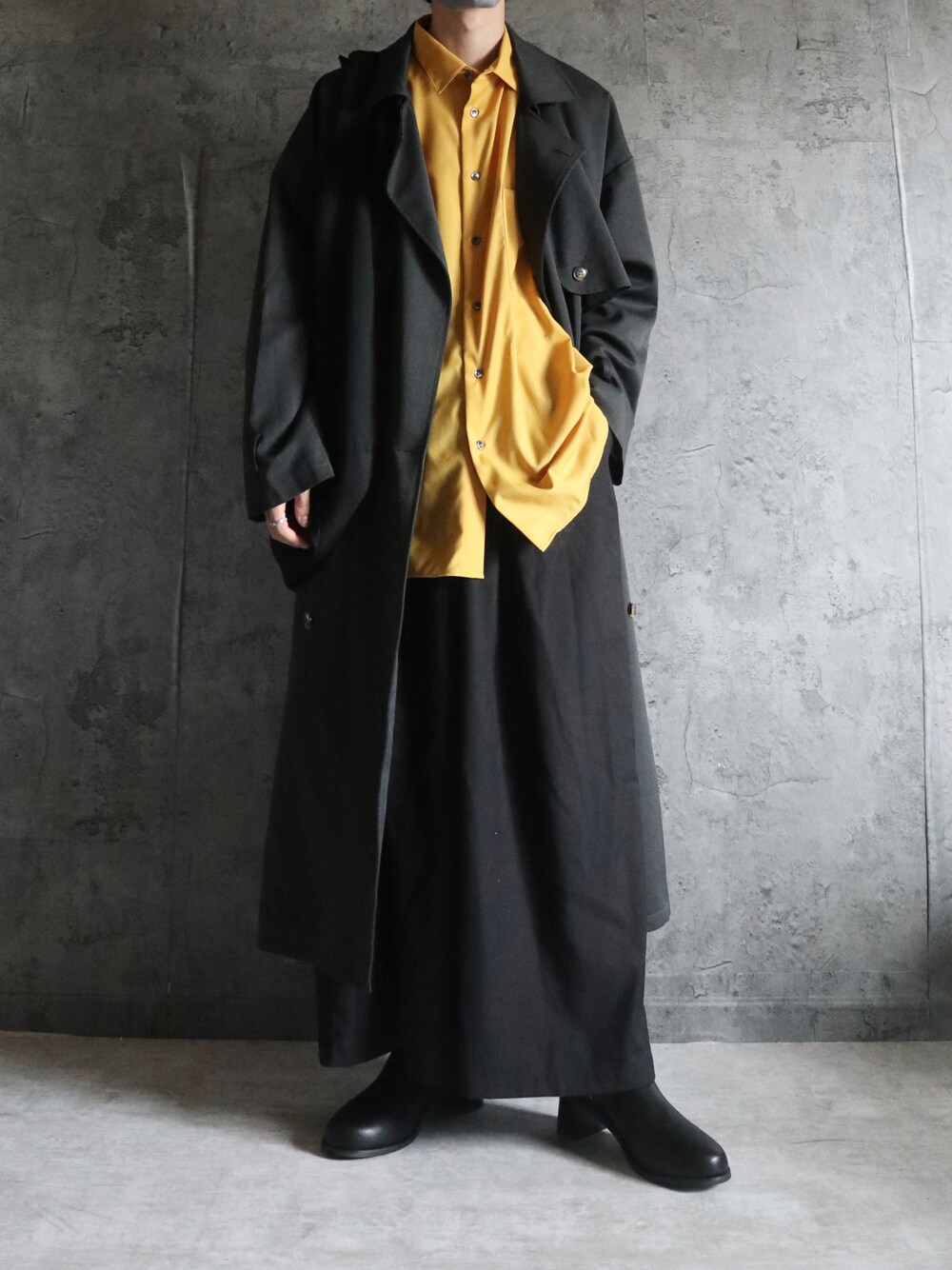 ロングコート 袴パンツ ステンカラーコートを使った「袴パンツ」の人気ファッション