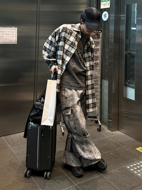 CASPER JOHN（キャスパージョン）の「Check over shirts
