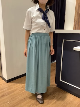「TOKYO SHIRTS（トウキョウシャツ）の【吸水速乾】 形態安定ノンアイロン レギュラー 5分袖ビジネスワイシャツ（ビジネスシャツ、ホワイト系）」を使った、BRICK HOUSE by Tokyo Shirts 浜松市野イオンモール店さん（レディース・155cm）の夏コーディネート