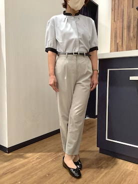 「TOKYO SHIRTS（トウキョウシャツ）の【吸水速乾】【COFREX】配色 ギャザー衿 ブラウス 五分袖 レディースデザインシャツ（シャツ/ブラウス、グレー系）」を使った、BRICK HOUSE by Tokyo Shirts 浜松市野イオンモール店さん（レディース・155cm）の夏コーディネート