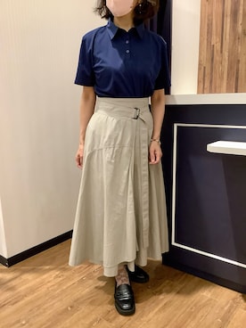 「TOKYO SHIRTS（トウキョウシャツ）の半袖ポロシャツ レディース（ビジネスシャツ、ブルー系）」を使った、BRICK HOUSE by Tokyo Shirts 浜松市野イオンモール店さん（レディース・155cm）の夏コーディネート