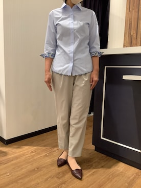 「TOKYO SHIRTS（トウキョウシャツ）の形態安定ノーアイロン レギュラー 7分袖ビジネスワイシャツ（ビジネスシャツ、ブルー系）」を使った、BRICK HOUSE by Tokyo Shirts 浜松市野イオンモール店さん（レディース・155cm）の夏コーディネート
