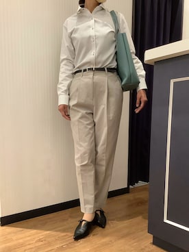 「アイテム（ビジネスシャツ）」を使った、BRICK HOUSE by Tokyo Shirts 浜松市野イオンモール店さん（レディース・155cm）の秋コーディネート