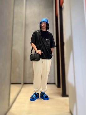 「ARMANI EXCHANGE（アルマーニエクスチェンジ）のアイテム（サンダル）」を使った、YUUさん（メンズ・174cm）の夏コーディネート