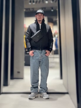 「ARMANI EXCHANGE（アルマーニエクスチェンジ）の【A|X アルマーニ エクスチェンジ】AXロゴ キャップ（キャップ）」を使った、YUUさん（メンズ・174cm）の冬コーディネート