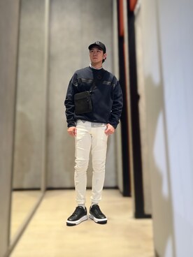 「ARMANI EXCHANGE（アルマーニエクスチェンジ）の【A|X アルマーニ エクスチェンジ】バイカー　ダメージデニムパンツ_J27/SKINNY（デニムパンツ）」を使った、YUUさん（メンズ・174cm）の冬コーディネート