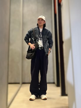 「ARMANI EXCHANGE（アルマーニエクスチェンジ）のアイテム（カーゴパンツ）」を使った、YUUさん（メンズ・174cm）の夏コーディネート