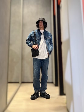 「ARMANI EXCHANGE（アルマーニエクスチェンジ）のアイテム（サンダル）」を使った、YUUさん（メンズ・174cm）の夏コーディネート