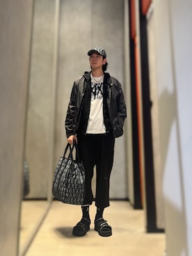 「ARMANI EXCHANGE（アルマーニエクスチェンジ）のアイテム（パーカー）」を使った、YUUさん（メンズ・174cm）の春コーディネート