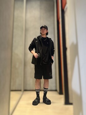 「ARMANI EXCHANGE（アルマーニエクスチェンジ）のアイテム（パーカー）」を使った、YUUさん（メンズ・174cm）の春コーディネート