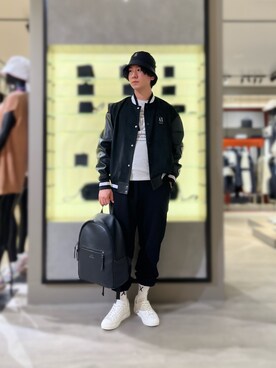 「いまどきジャケット写真」｜「アイテム（スウェットパンツ）」を使った、YUUさん（メンズ・174cm）の春コーディネート