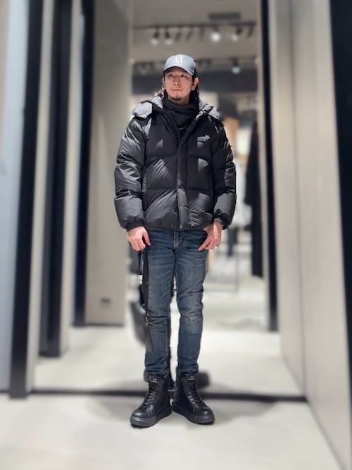 A/X アルマーニエクスチェンジ ダウンジャケット フード付 L相当 ARMANI EXCHANGE A/X アルマーニ エクスチェンジ ライト ダウン