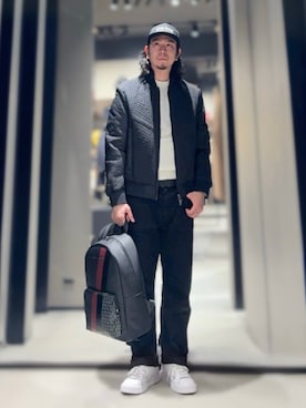 「ARMANI EXCHANGE（アルマーニエクスチェンジ）の【A|X アルマーニ エクスチェンジ】AXロゴ キャップ（キャップ）」を使った、YUUさん（メンズ・174cm）の冬コーディネート