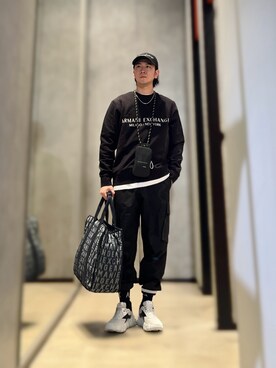 「ARMANI EXCHANGE（アルマーニエクスチェンジ）のアイテム（トートバッグ）」を使った、YUUさん（メンズ・174cm）の春コーディネート