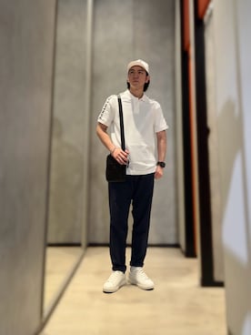 「ARMANI EXCHANGE（アルマーニエクスチェンジ）のアイテム（スラックス）」を使った、YUUさん（メンズ・174cm）の春コーディネート