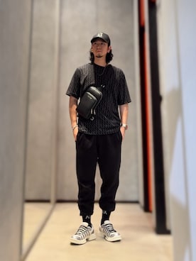 「ARMANI EXCHANGE（アルマーニエクスチェンジ）のアイテム」を使った、YUUさん（メンズ・174cm）の夏コーディネート
