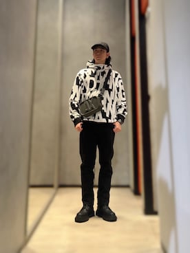 「ARMANI EXCHANGE（アルマーニエクスチェンジ）のアイテム（ブーツ）」を使った、YUUさん（メンズ・174cm）の秋コーディネート