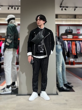 「ARMANI EXCHANGE（アルマーニエクスチェンジ）のアイテム（ライダースジャケット）」を使った、YUUさん（メンズ・174cm）の冬コーディネート
