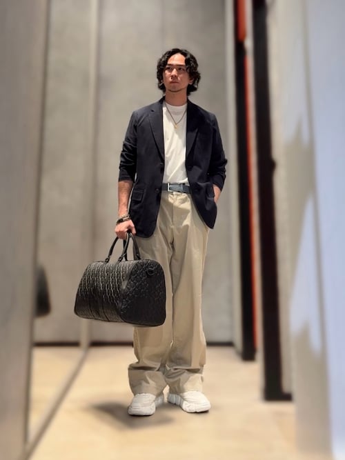 EMPORIO ARMANI エンボスロゴ　レザーボストンバッグ A|X アルマーニ エクスチェンジ】オールオーバーエンボスロゴ