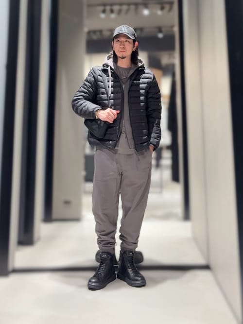 A|X アルマーニ エクスチェンジ】AXロゴ ジップアップフーデッド