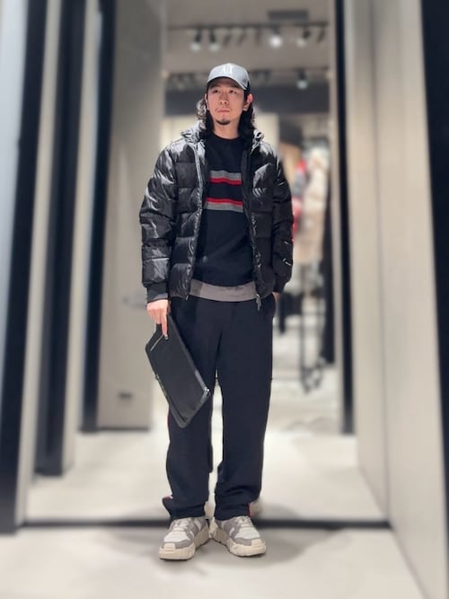 A|X アルマーニ エクスチェンジ】オールオーバーロゴ シャイニーダウン