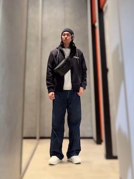 「ARMANI EXCHANGE（アルマーニエクスチェンジ）のアイテム（ニットキャップ/ビーニー）」を使った、YUUさん（メンズ・174cm）の冬コーディネート