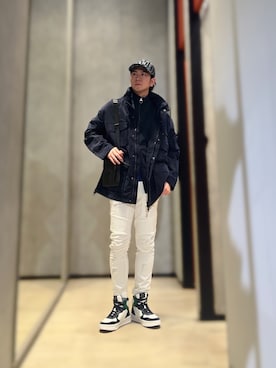 「ARMANI EXCHANGE（アルマーニエクスチェンジ）のアイテム（パーカー）」を使った、YUUさん（メンズ・174cm）の冬コーディネート