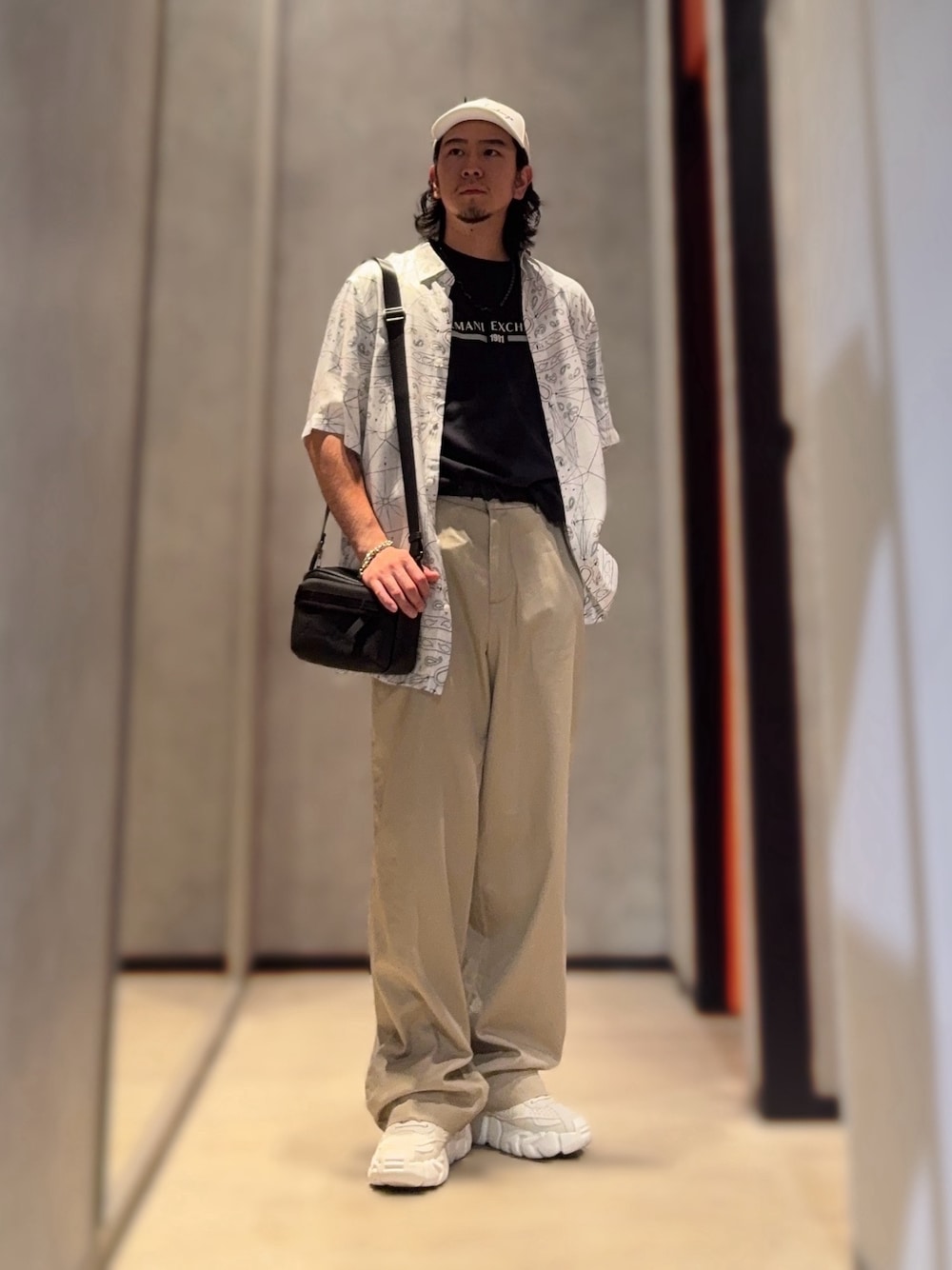 y様♡ARMANI EXCHANGE　上下コーデ　袖ロゴラインが激かわ♡　コーデ y様♡ARMANI EXCHANGE 上下コーデ 袖ロゴラインが激かわ