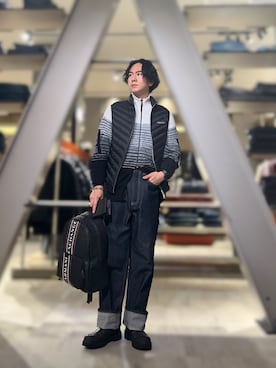 「ARMANI EXCHANGE（アルマーニエクスチェンジ）のアイテム（カーディガン/ボレロ）」を使った、YUUさん（メンズ・174cm）の秋コーディネート