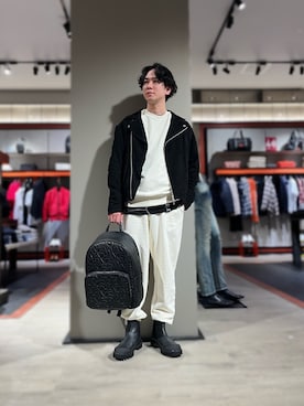 「ARMANI EXCHANGE（アルマーニエクスチェンジ）のアイテム（ライダースジャケット）」を使った、YUUさん（メンズ・174cm）の冬コーディネート