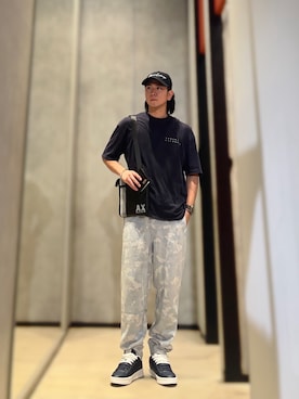 「ARMANI EXCHANGE（アルマーニエクスチェンジ）のアイテム（キャップ、ブルー系）」を使った、YUUさん（メンズ・174cm）の秋コーディネート