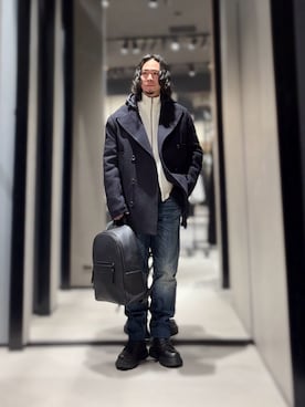ARMANI EXCHANGEのトップスを使った「ドライバーズニット」の人気 ARMANI EXCHANGEのトップスを使った「ドライバーズニット」の人気
