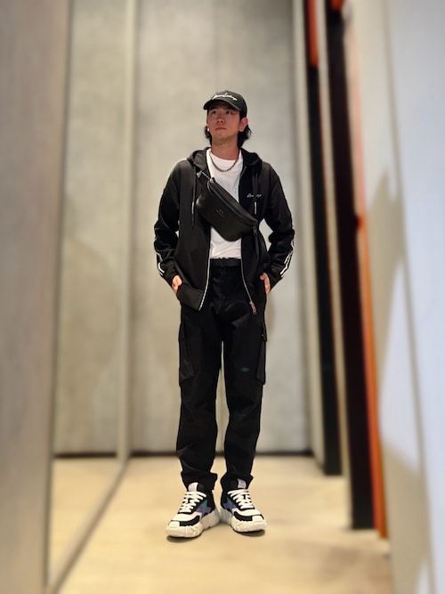 A|X アルマーニ エクスチェンジ】シグネチャーロゴ フーデッド