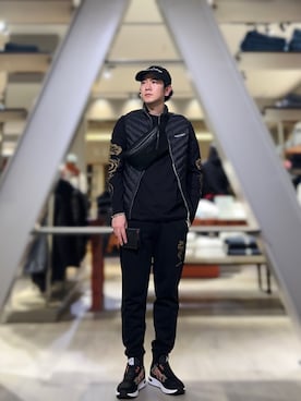 「ARMANI EXCHANGE（アルマーニエクスチェンジ）のアイテム（ダウンベスト）」を使った、YUUさん（メンズ・174cm）の冬コーディネート
