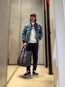 「ARMANI EXCHANGE（アルマーニエクスチェンジ）のアイテム（デニムジャケット）」を使った、YUUさん（メンズ・174cm）の夏コーディネート