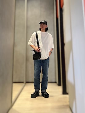 「ARMANI EXCHANGE（アルマーニエクスチェンジ）のアイテム（サンダル）」を使った、YUUさん（メンズ・174cm）の夏コーディネート