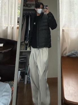 「remer（リメール）のアイテム（スラックス）」を使った、dofy2525さん（メンズ・176cm）の冬コーディネート