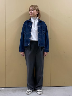 「GEVACO」｜「アイテム（スウェット）」を使った、yoshimiさん（レディース・163cm）の秋コーディネート