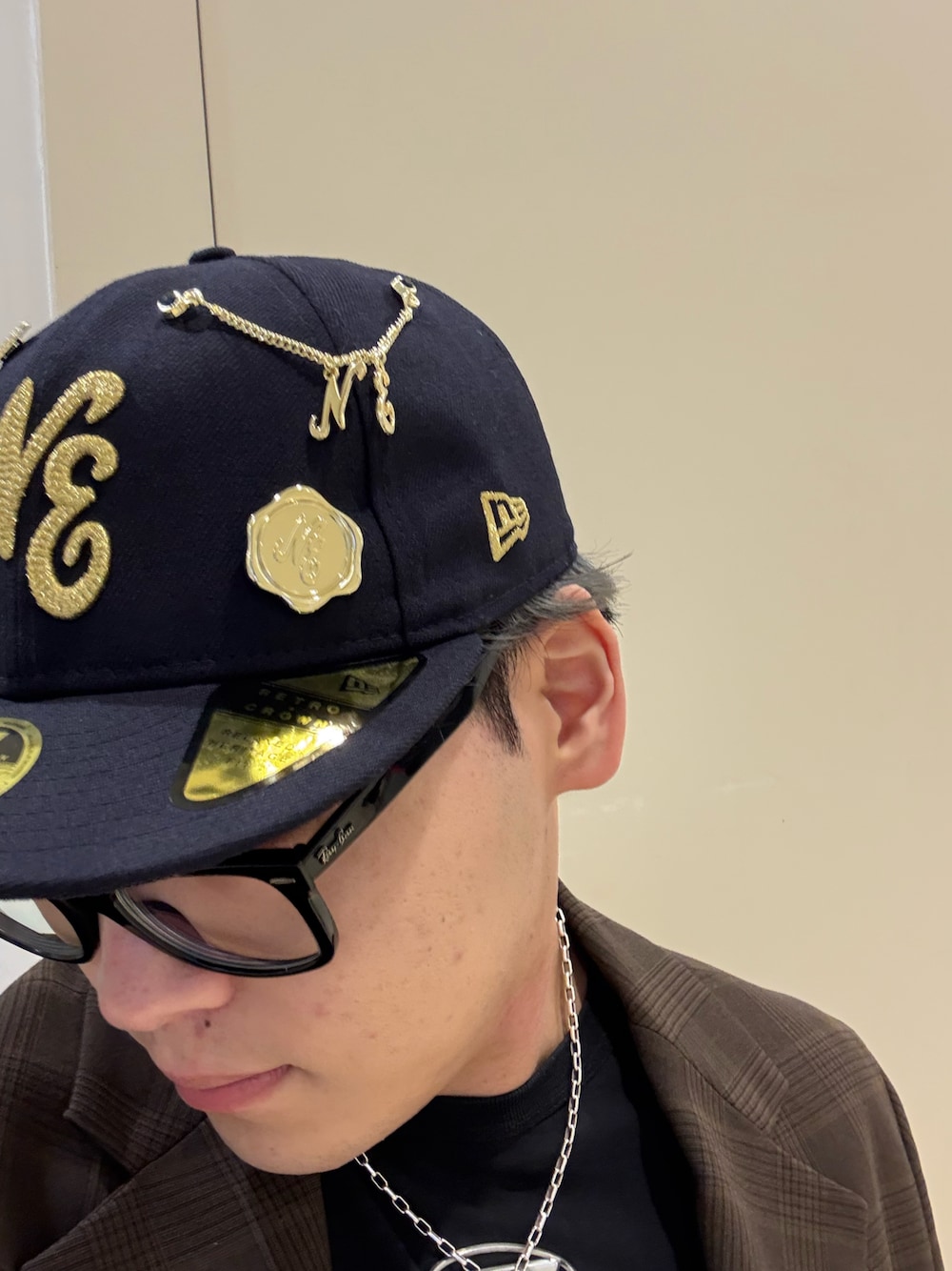 「オトナカジュアル、ニューエラ、キャップ、キャップコーデ、キャップ×メガネ」｜「NEW ERAのアイテム（ニットキャップ/ビーニー、その他）」を使った、りくさん（骨格ストレート・メンズ・183cm）の秋コーディネートの1枚目の写真