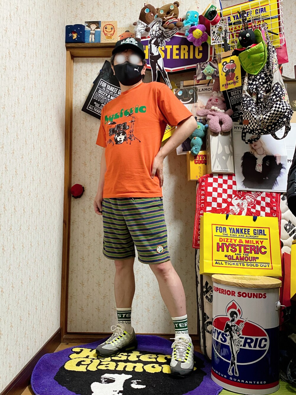 「ヒステリックグラマー、Hysteric Glamour、hysteric glamour、短パン、スニーカー、スポーツミックス、ボーダー、airmax95、ドラム、夏コーデ、シンプルスタイル、ストリートコーデ、ハーフパンツ、休日コーデ」｜「HYSTERIC GLAMOURのDRUM KIT Tシャツ（Tシャツ/カットソー、オレンジ系）」を使った、majxjamさん（メンズ・172cm）の夏コーディネートの1枚目の写真