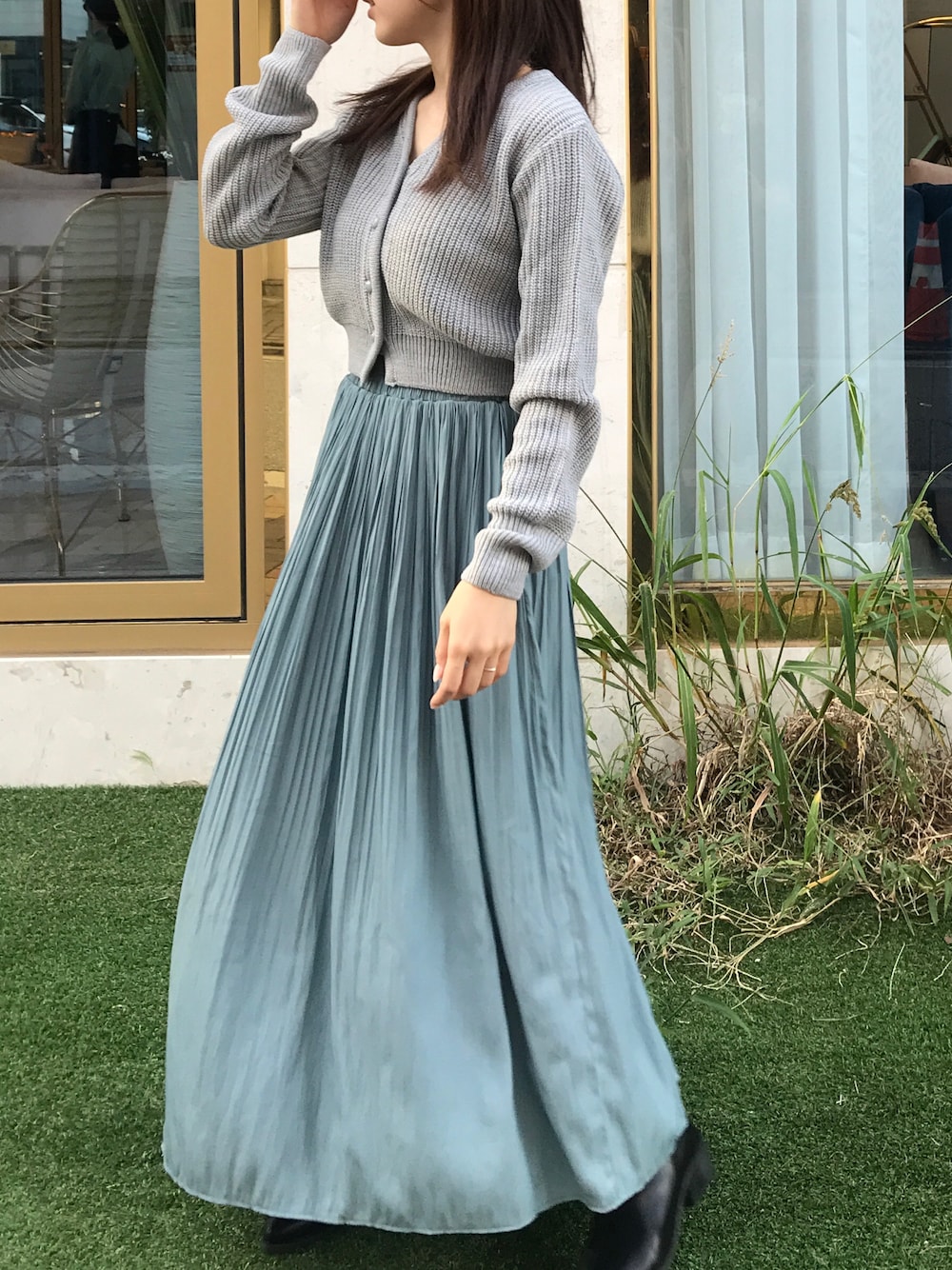 「大人カジュアル、オトナ女子、秋コーデ、韓国ファッション、おしゃれさんと繋がりたい」｜「classicalelfのアイテム（スカート、ブルー系）」を使った、MAYU in 🇰🇷さん（レディース・159cm）の秋コーディネートの1枚目の写真