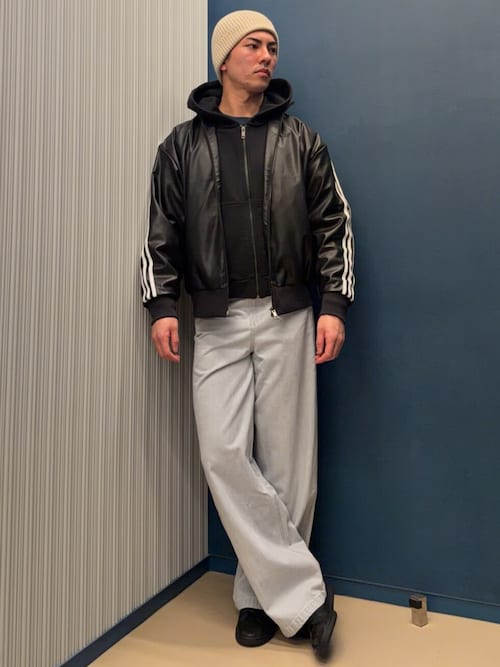 プレミアム エッセンシャルズ フルジップ パーカー / アディダス