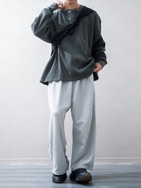 「アイテム（スウェットパンツ）」を使った、Takiさん（メンズ・169cm）の秋コーディネート