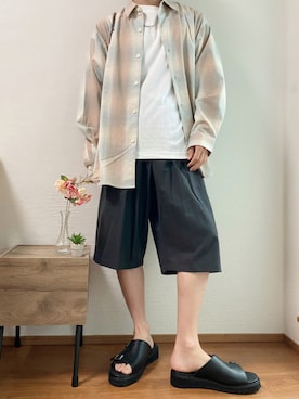 「EMMA  CLOTHES」｜「アイテム（サンダル）」を使った、Takiさん（メンズ・169cm）の秋コーディネート
