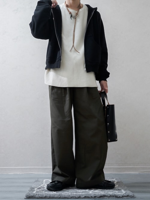 「MATSUFUJI（マツフジ）の【MATSUFUJI】 Zip up Sweat Hoodie（パーカー）」を使った、Takiさん（メンズ・169cm）の冬コーディネート